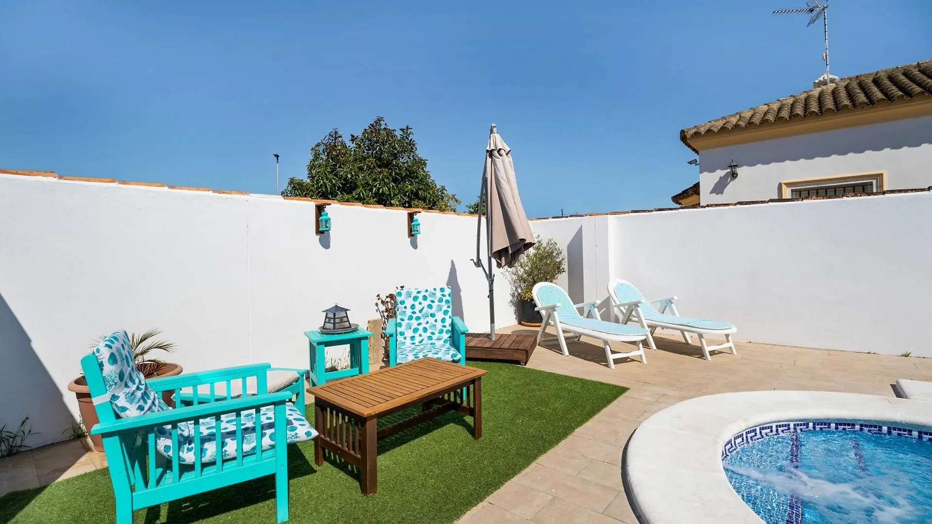 Villa Casa Las Golondrinas-Solo Familias Chiclana de la Frontera Spain